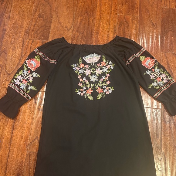 Rebellion Floral Embroidered Off-Shoulder boho Black mini Dress 100% cotton med - Picture 2 of 4